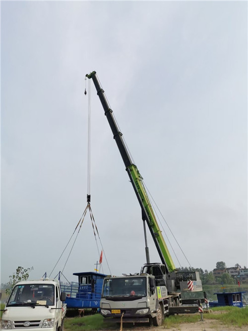 揭阳市桥梁建设吊装案例